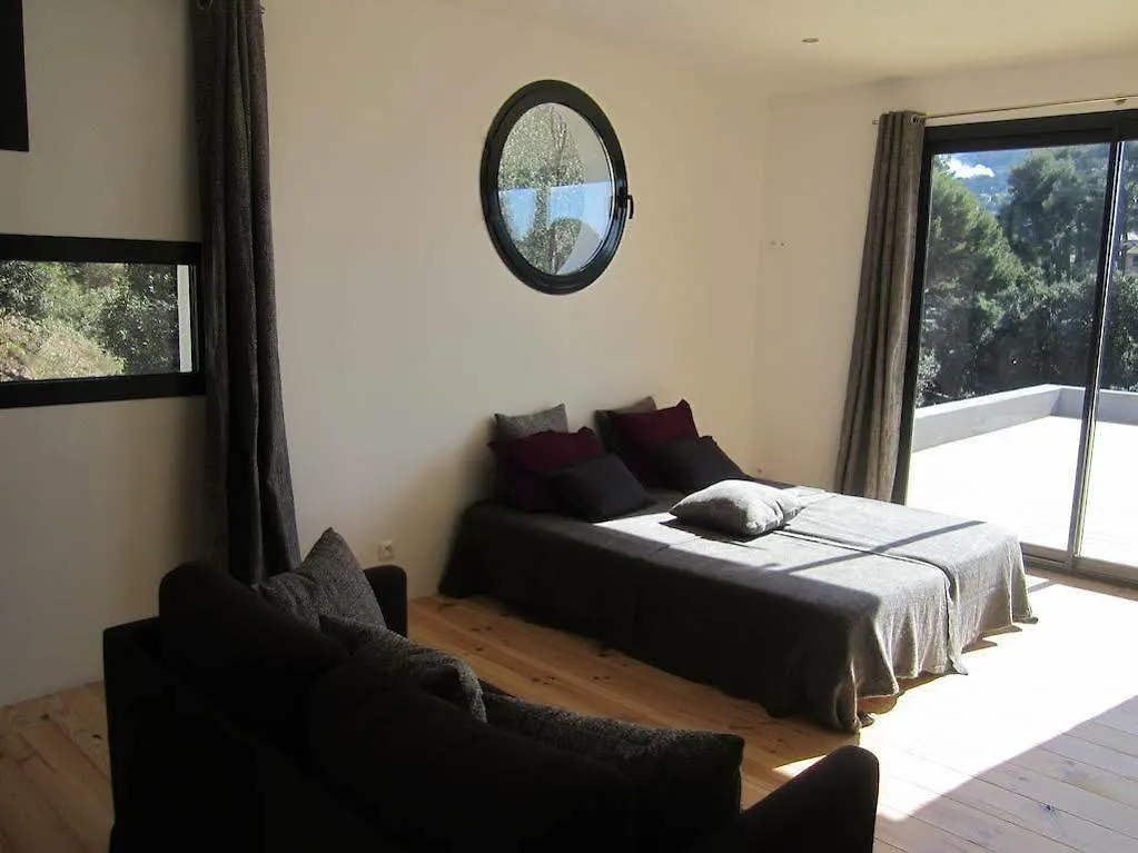 Homestay szállás By Cassis Chambre Privee Dans Maison Familiale